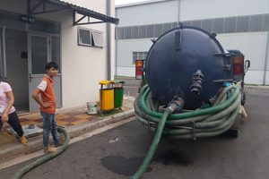 Hút bể phốt tại Long Biên – Chi nhánh Bình An ủy quyền